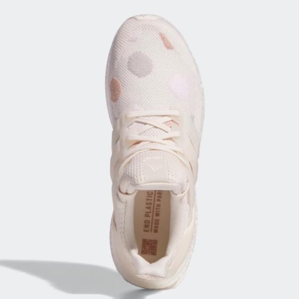 Adidas Ultraboost 5.0 DNA Chalk White Womens Size 9 - Picture 2 of 6